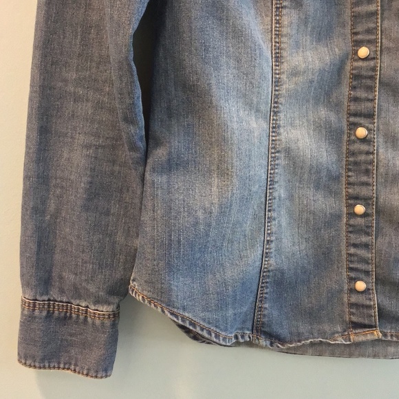 H&M Denim Shirt - Picture 5 of 11